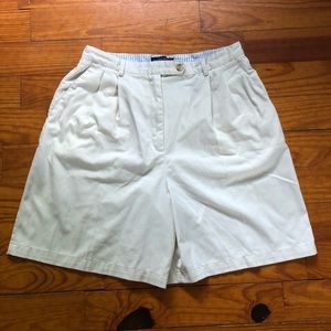 EUC VTG 90s / Y2K Preppy Beige Karen Scott Shorts